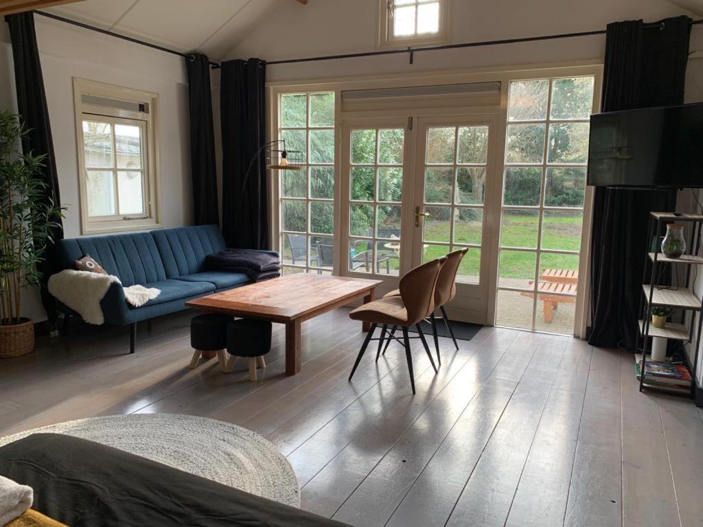 Bed and Breakfast Sleepzzz Heusden  Esterno foto